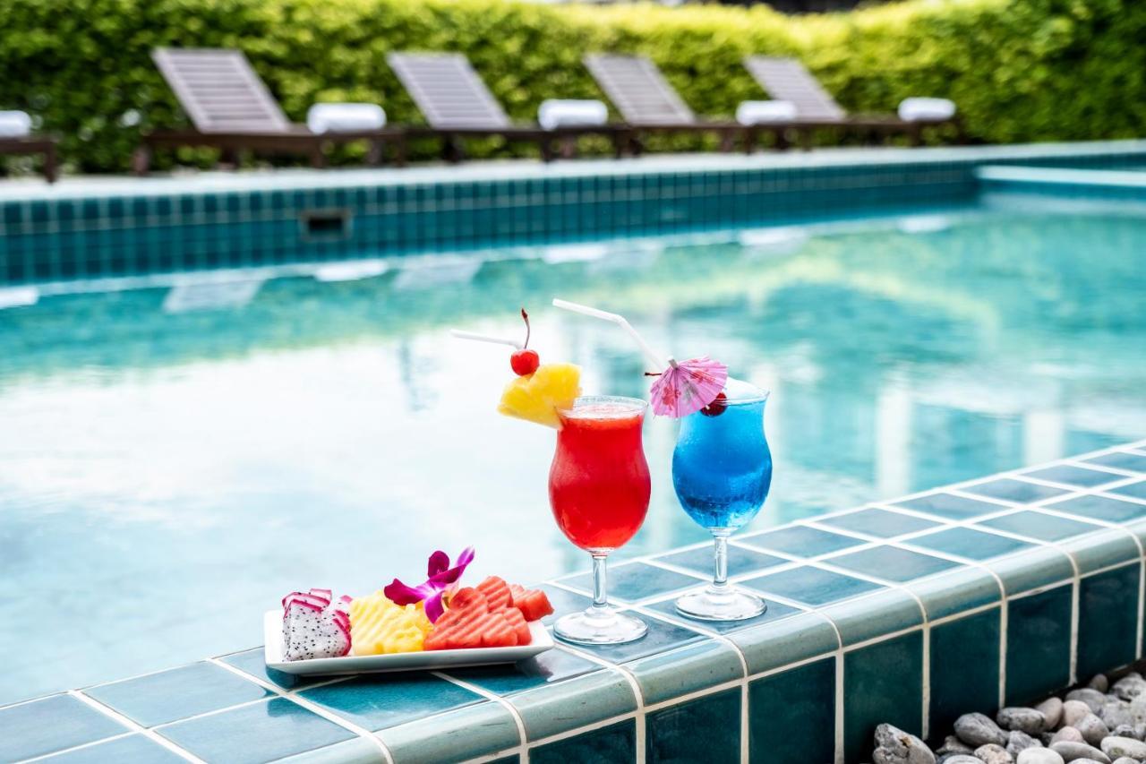 The Airport Courtyard Suvarnabhumi Airport Bangkok Ngoại thất bức ảnh Poolside at the hotel